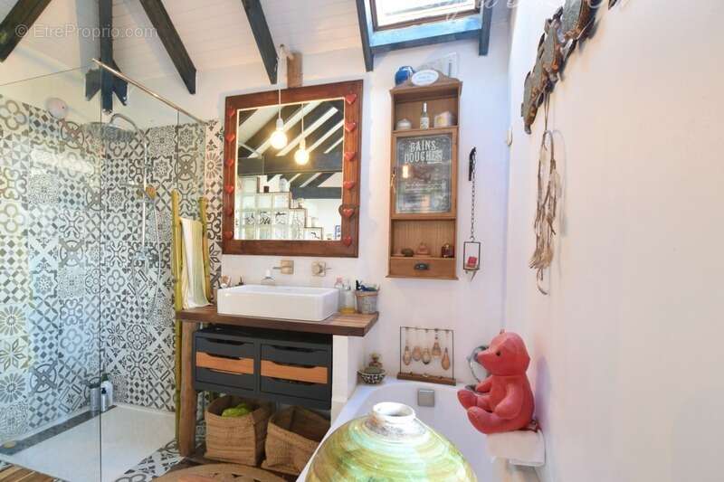 Maison à LES TROIS-ILETS