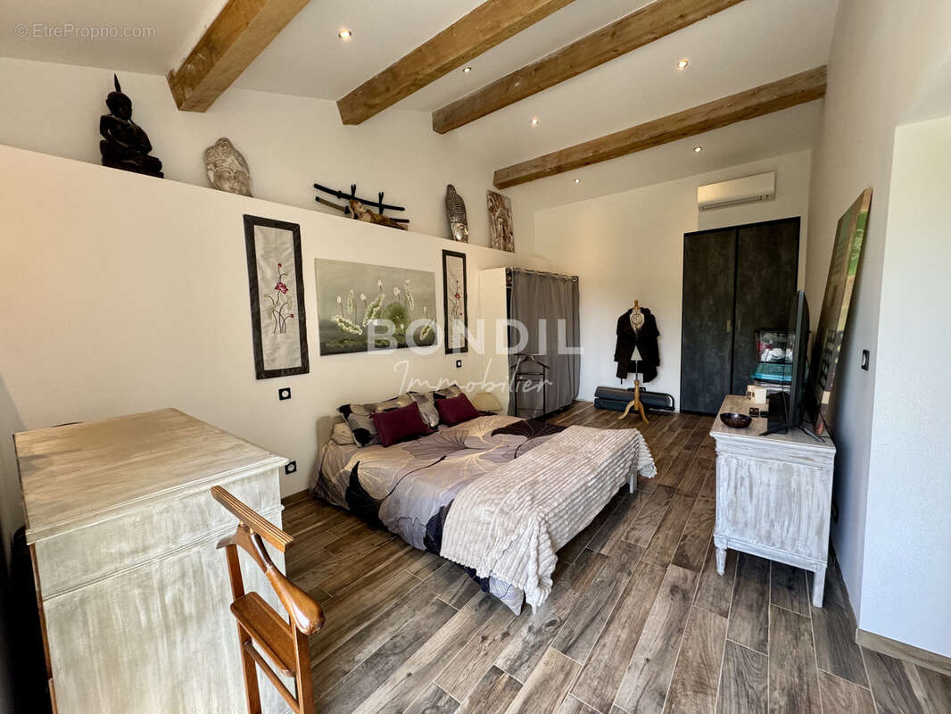 Maison à CHEVAL-BLANC