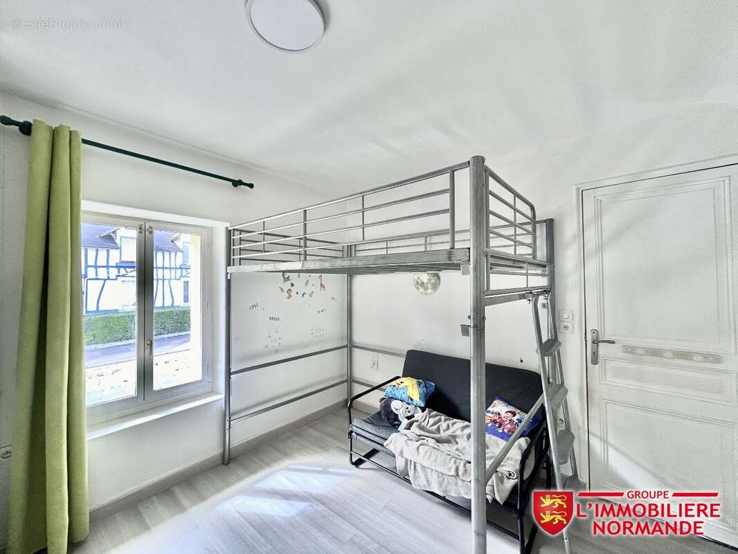 Maison à BONNIERES-SUR-SEINE