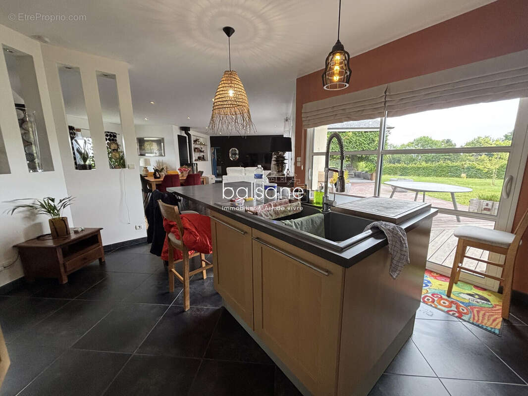 Maison à VILLERS-ECALLES