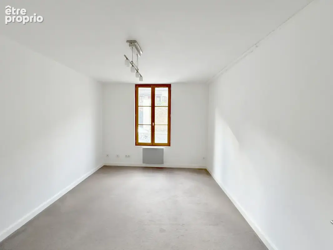 HOUDAN centre - photo 6