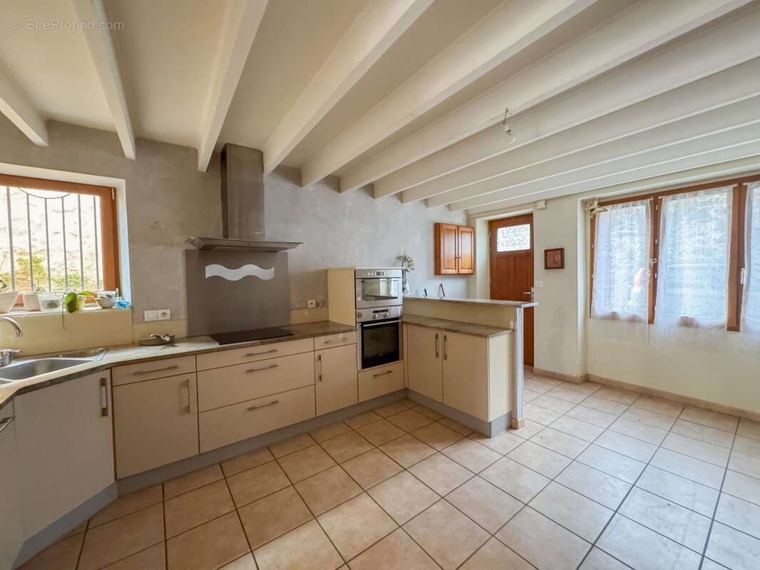 Maison à SERRIERES
