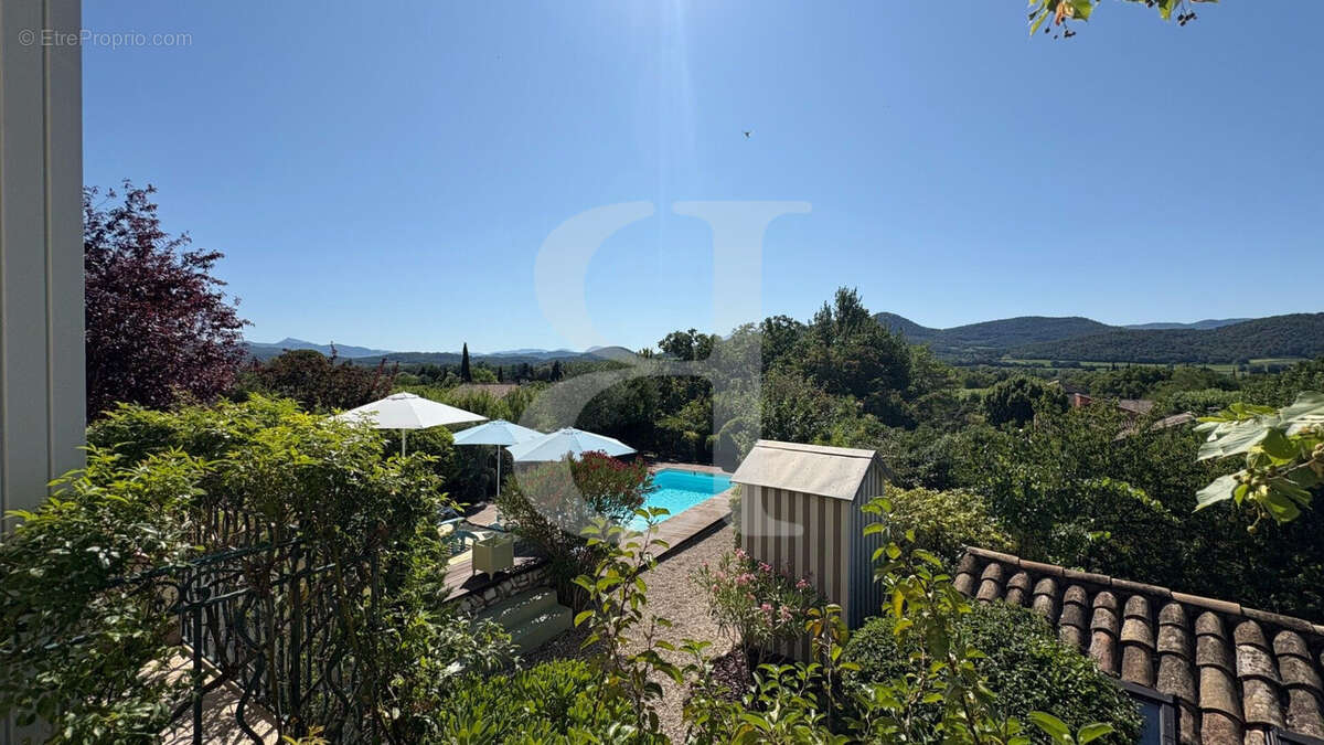 Maison à VAISON-LA-ROMAINE