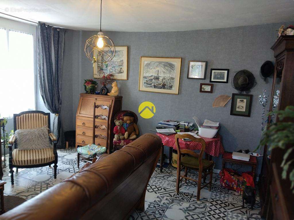 Maison à LURCY-LEVIS