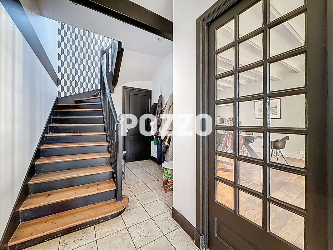 Maison à DONVILLE-LES-BAINS