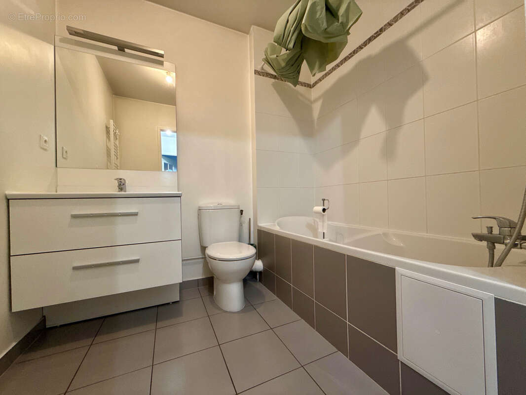 Appartement à ROSNY-SOUS-BOIS