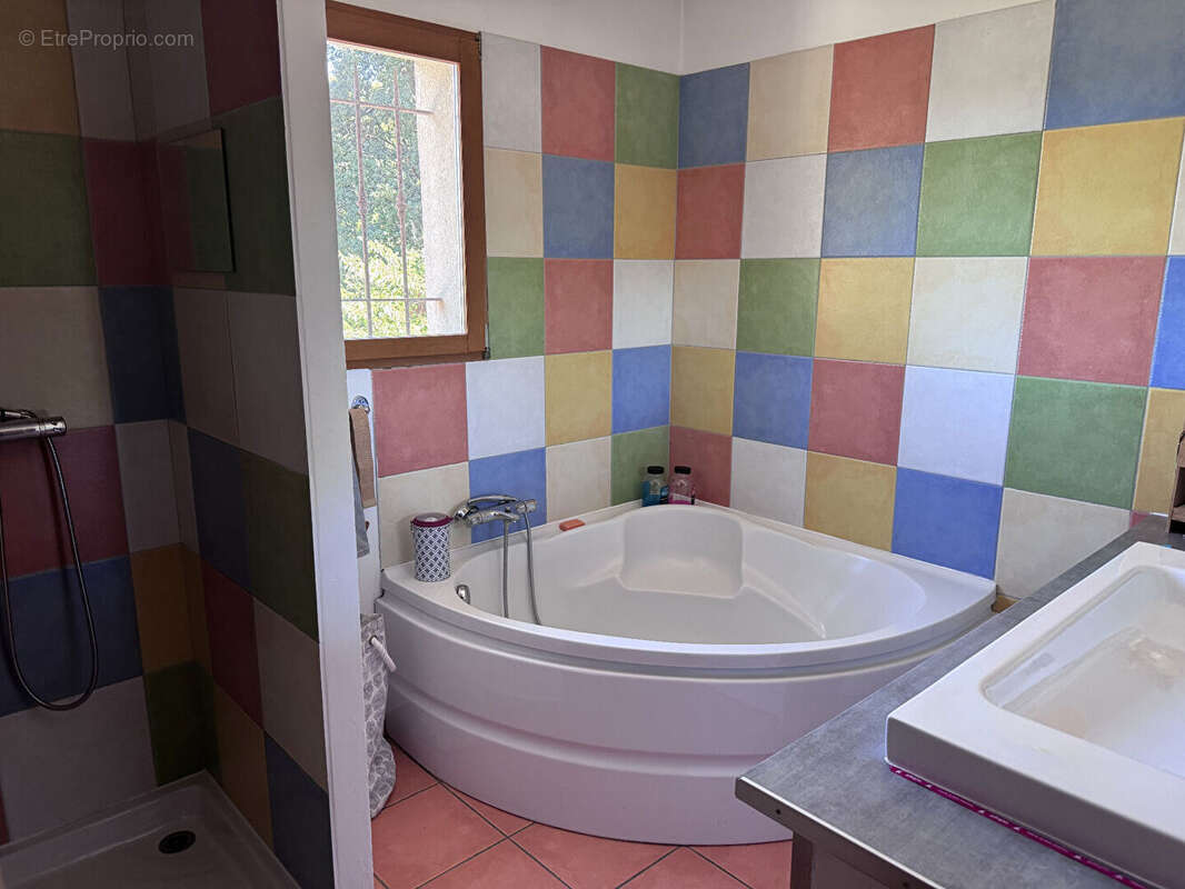 Maison à VILLENEUVE-LES-AVIGNON