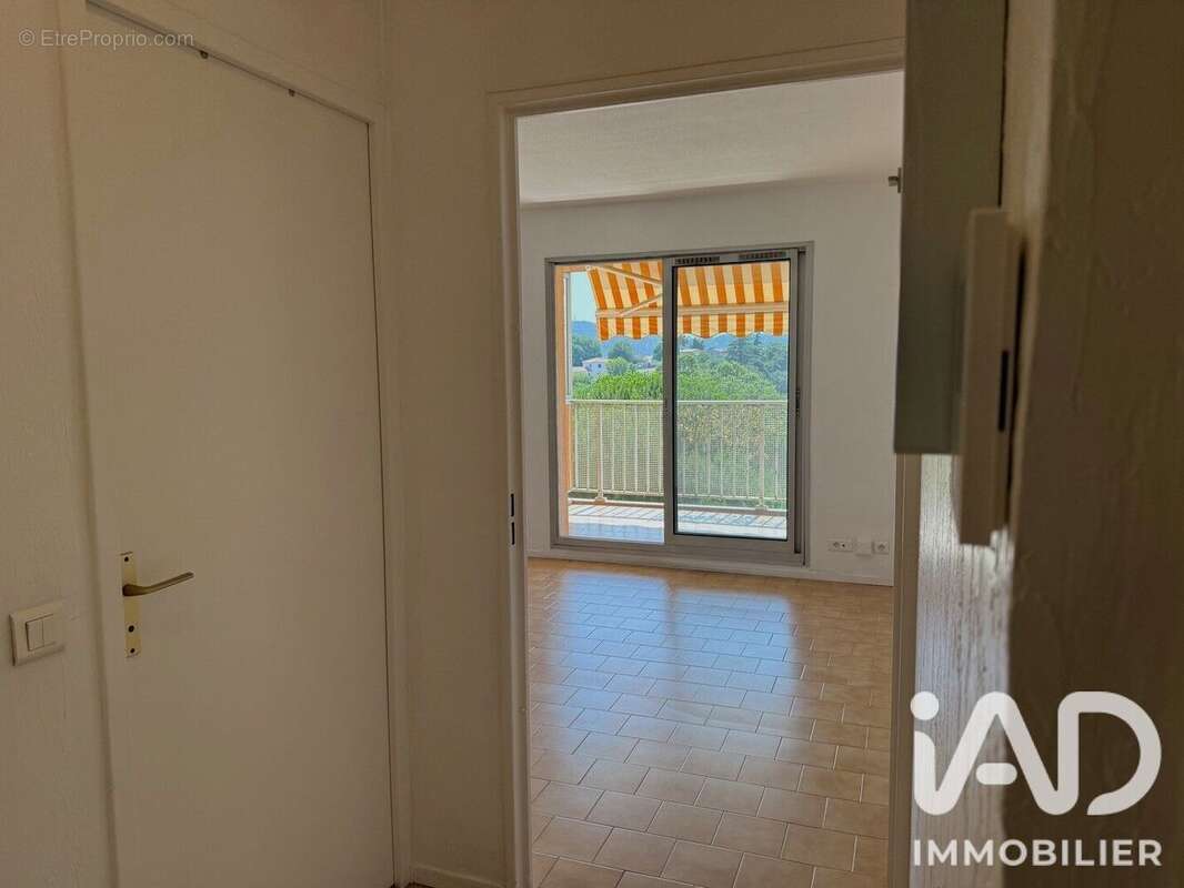 Photo 3 - Appartement à LE CANNET