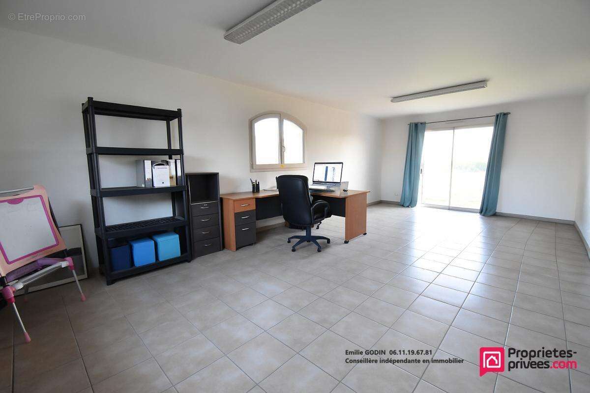 Maison à MAULEVRIER