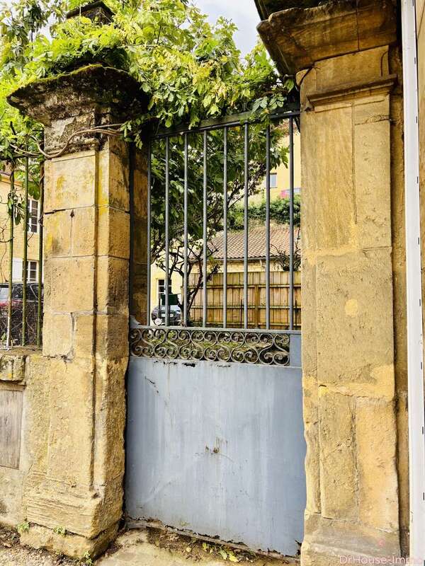Appartement à SARLAT-LA-CANEDA