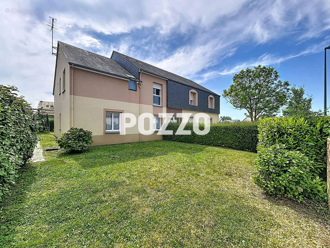 Appartement à LINGREVILLE