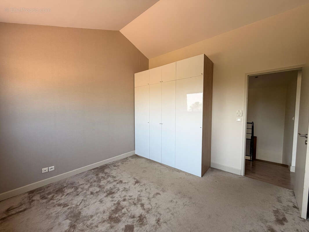NIMES LA CIGALE Superbe appartement 5 pièces de 117 m2 avec terrasses, piscine, tennis - photo 18