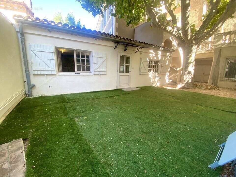MAISON T2 / 42M2 / JARDIN / CHATEAU GOMBERT