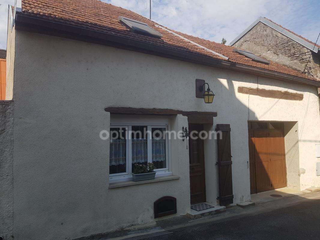 Is-sur-tille - maison atypique - 6 pièces - 3 chambres - 110 m² habitables - photo 10
