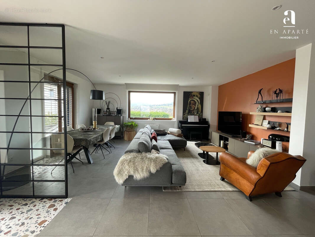 Appartement à BRINDAS