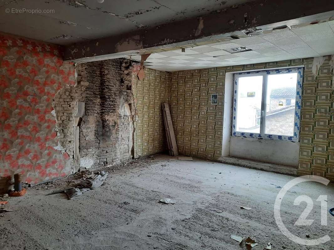 Maison à PAIZAY-NAUDOUIN-EMBOURIE