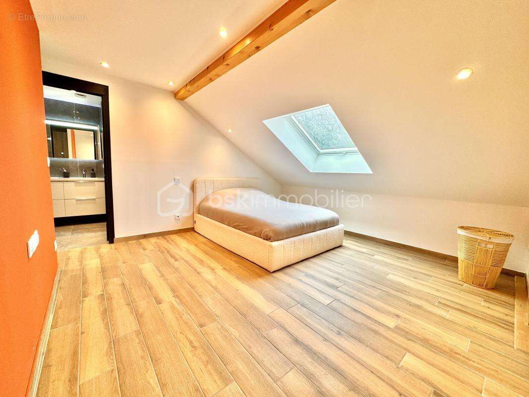 Appartement à LATHUILE