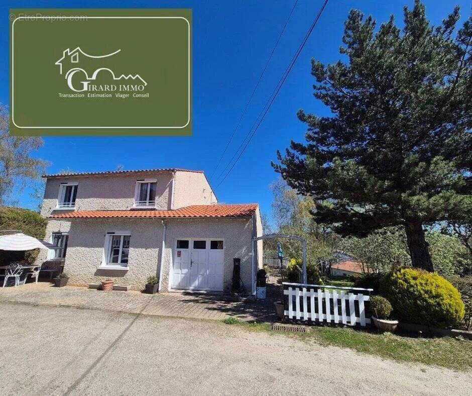 Maison à POLIGNAC