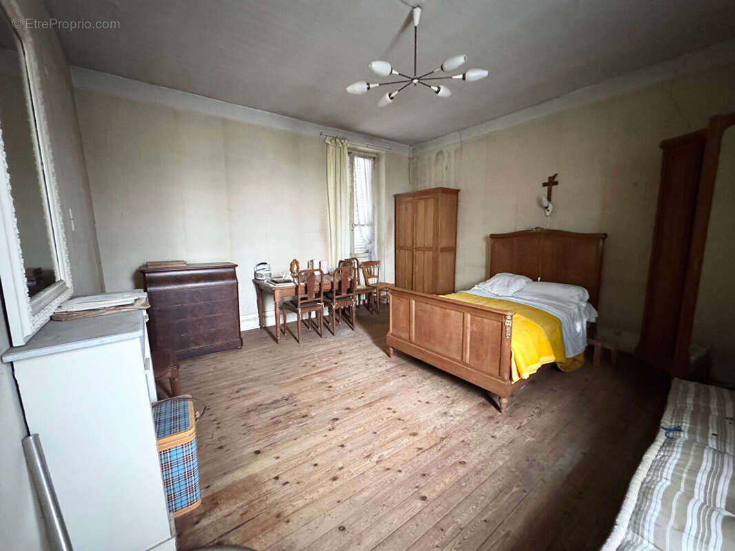 Maison à CHAMPAGNE-SUR-OISE