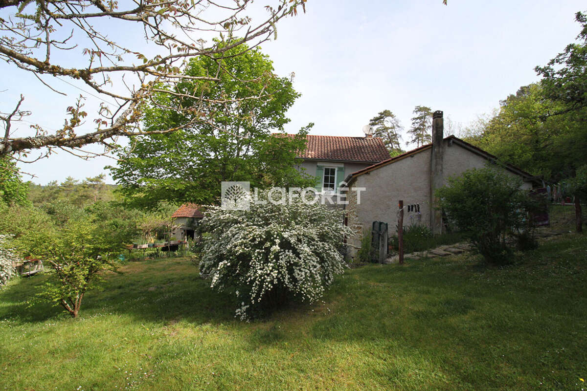 Maison en pierre Château L'Evêque 4 pièces 143 m2 - Dépendances - photo 5