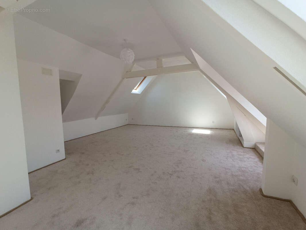 Maison à DOL-DE-BRETAGNE