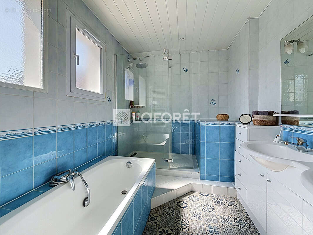 Maison Bourg La Reine 8 pièces 152 m2 - photo 8