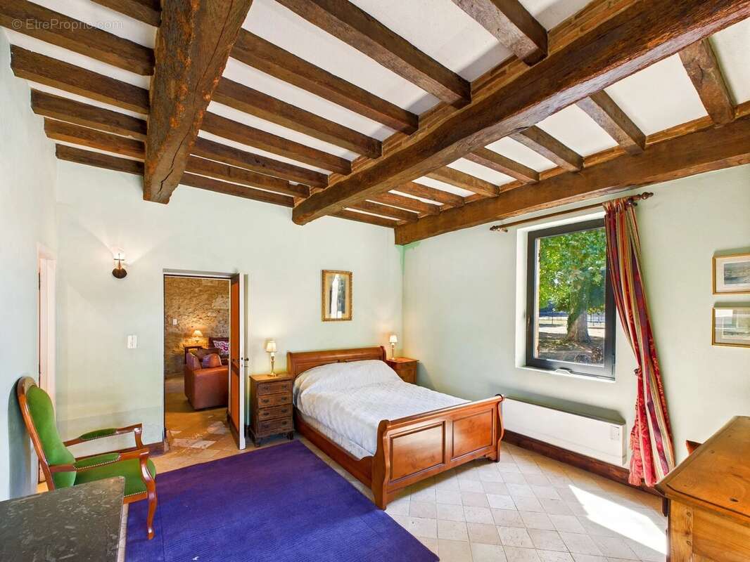 Propriété d’exception du Moyen Âge en bord de rivière – Maison d’amis, piscine à débordement et dépendance – Proche Bergerac - photo 13