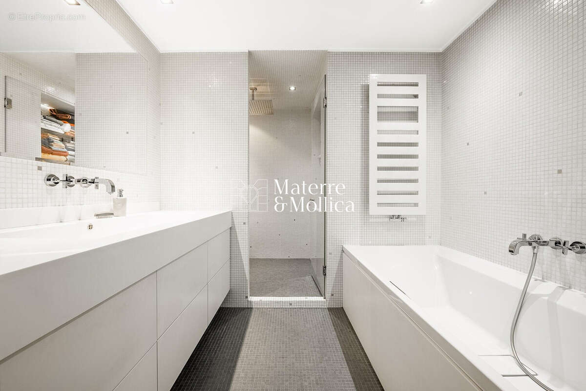 Appartement à PARIS-6E