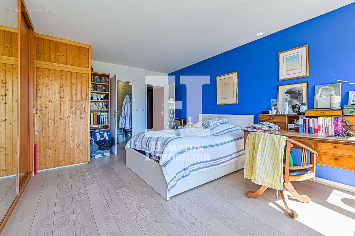Appartement à PARIS-19E