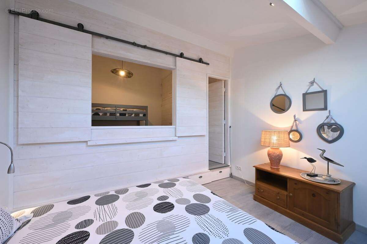 Appartement à SAINT-MARTIN-DE-RE