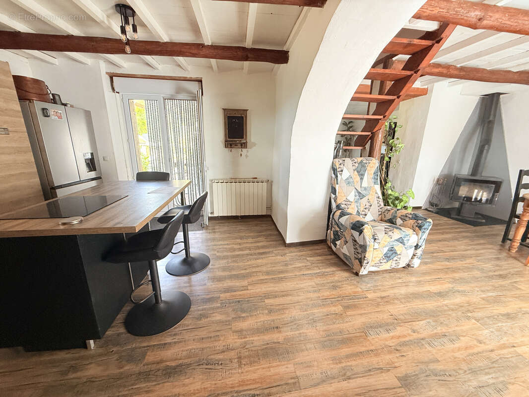 Superbe maison en pierre a la vente - photo 7