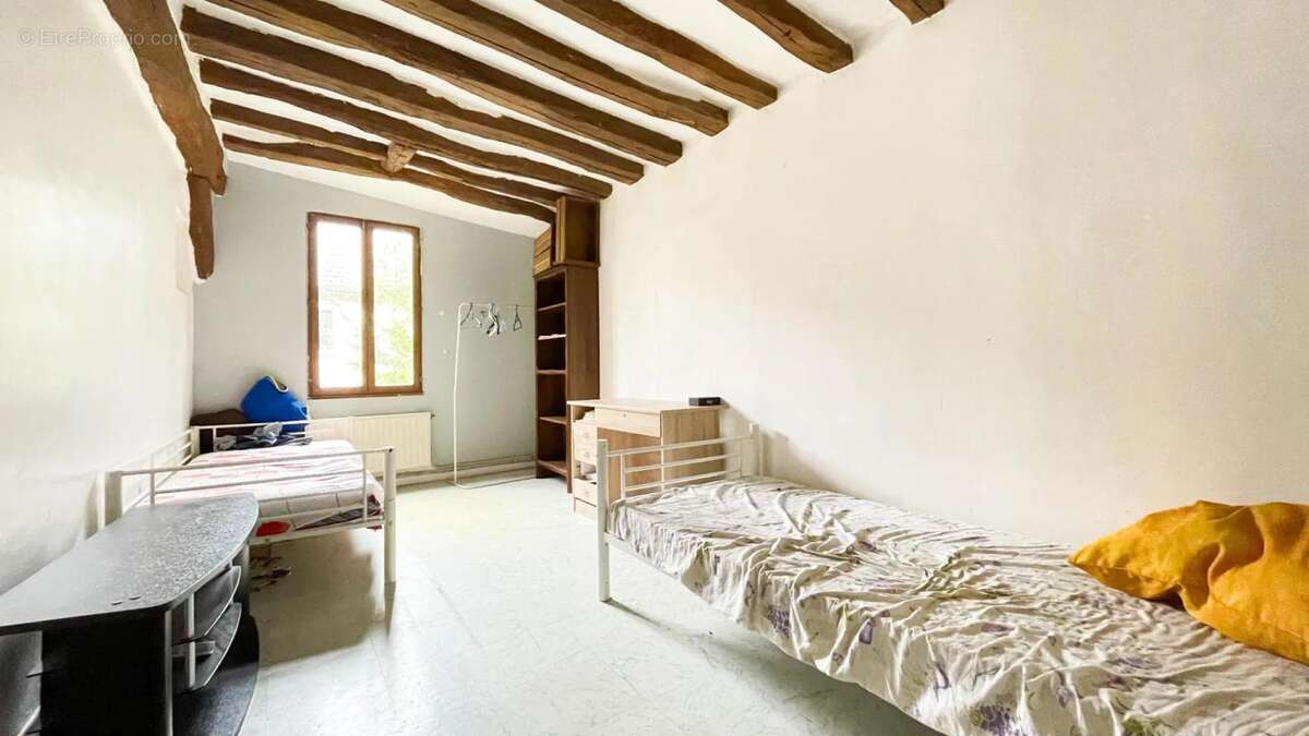 Maison à BENNECOURT