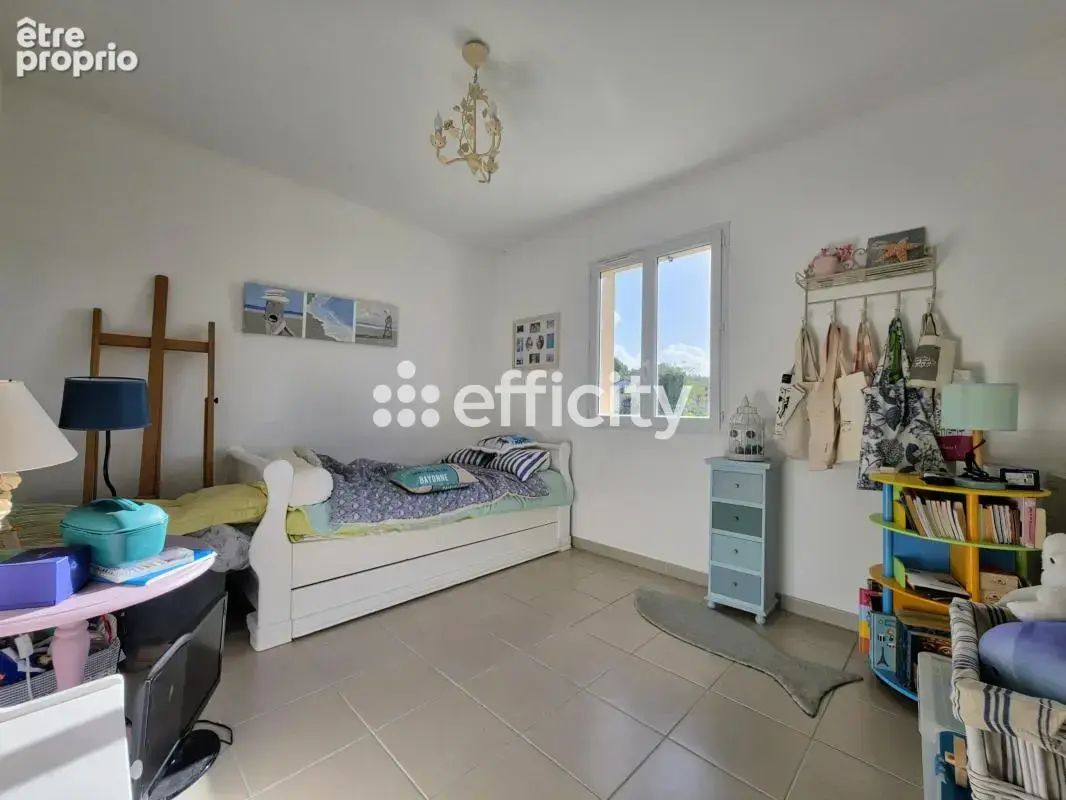 Maison 6 pièces 130 m² à vendre à Notre-Dame-De-Sanilhac (24660) - photo 8