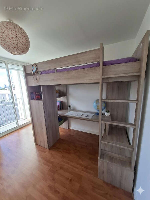 Appartement 3 pièces rénové - 73 m2- 2 balcons - photo 4