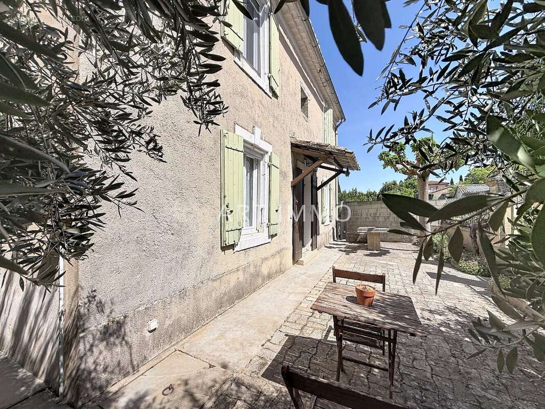Maison à MAUBEC