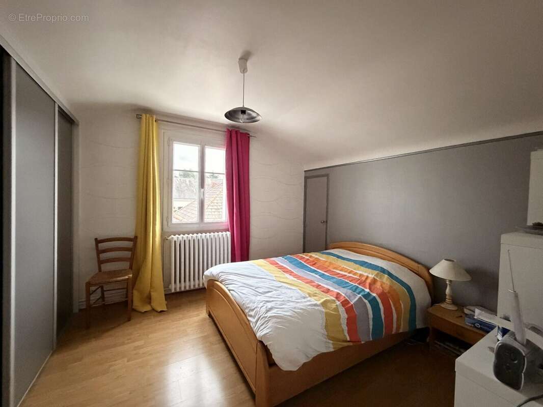 Maison à MONTS