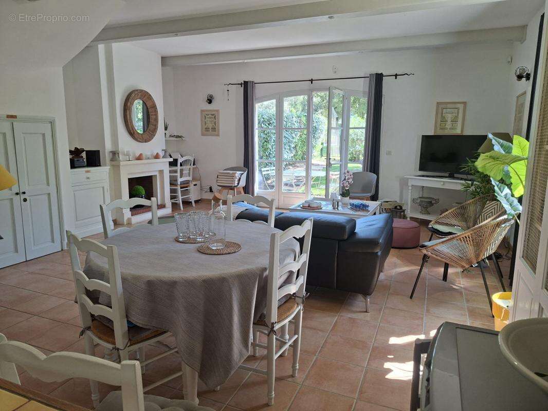 Maison à LA MOTTE