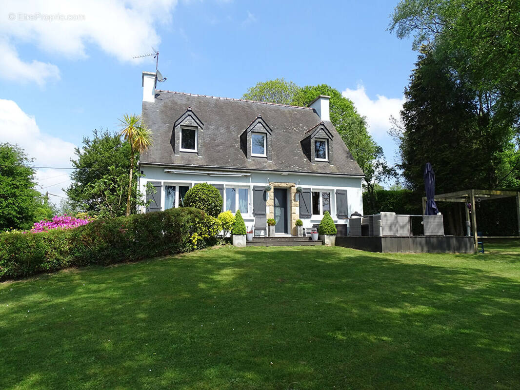 Maison à LE SAINT