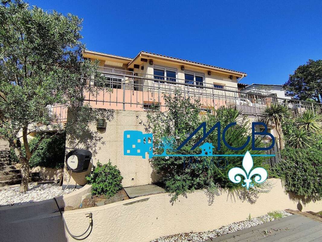 Maison 90 m² à Roquebrune-Sur-Argens  - photo 28