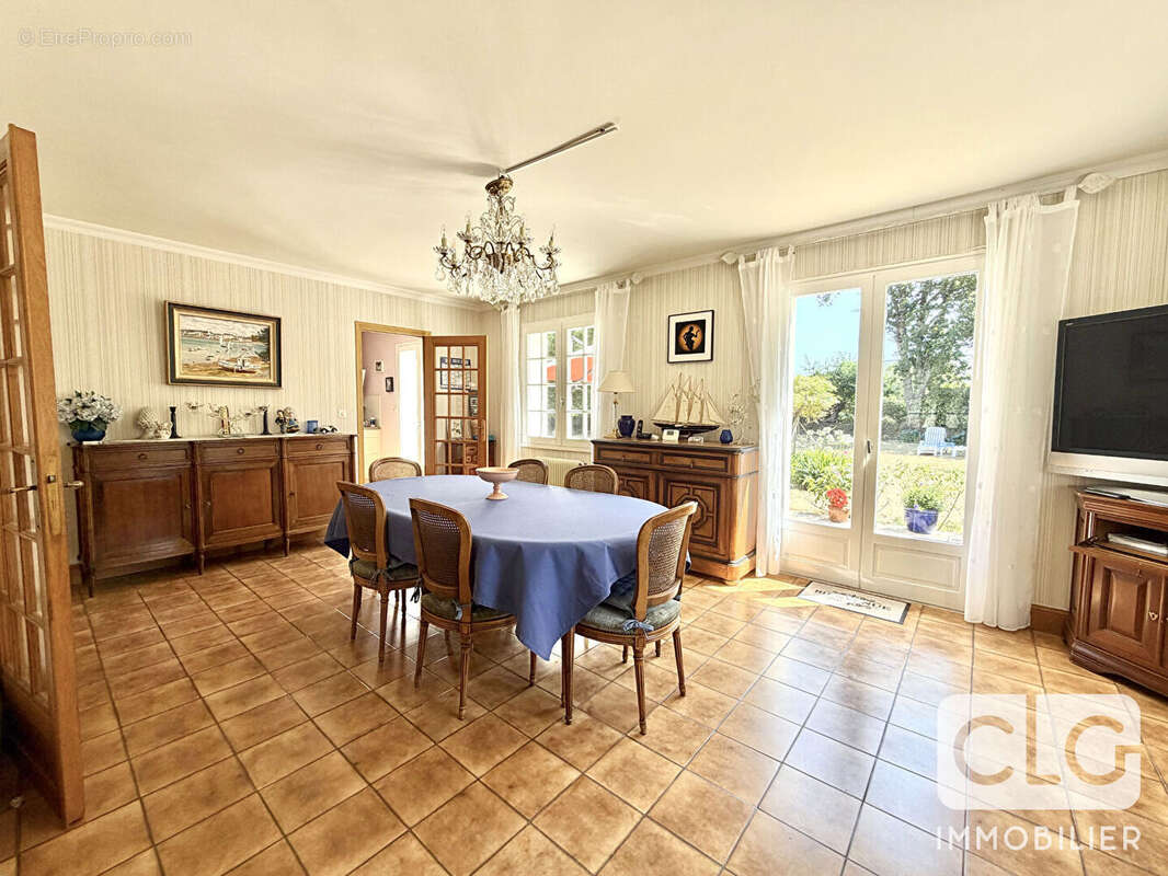 Maison Fouesnant - 110 m² - - 120 m² au sol - photo 4