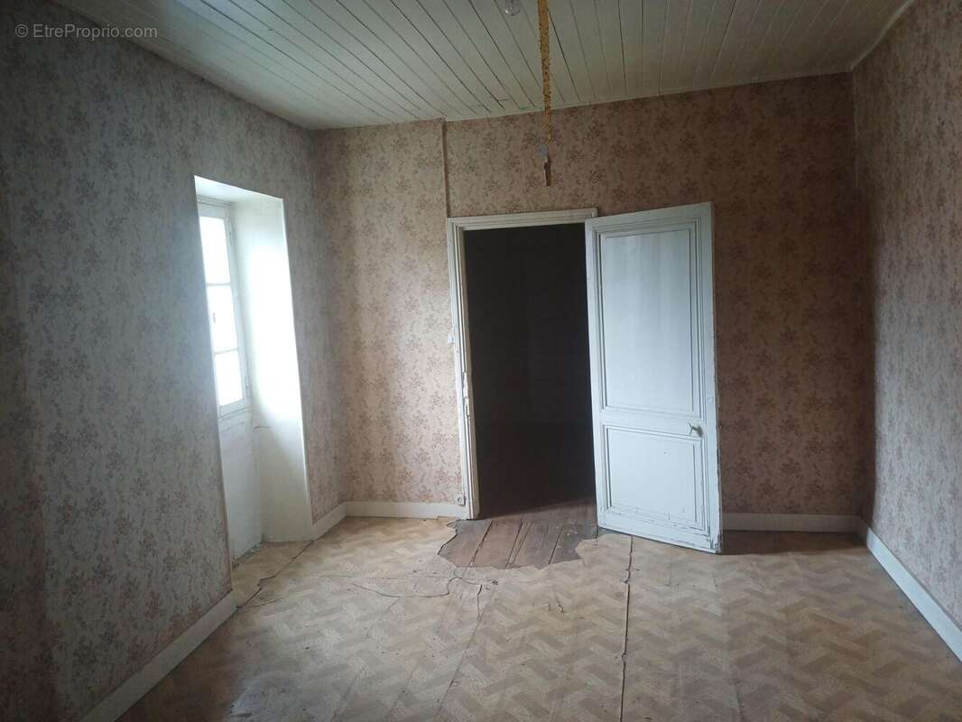 Photo 4 - Maison à CHALAIS