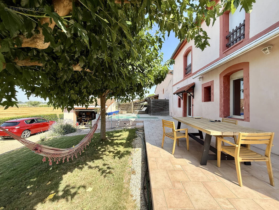 Maison à CASTELSARRASIN