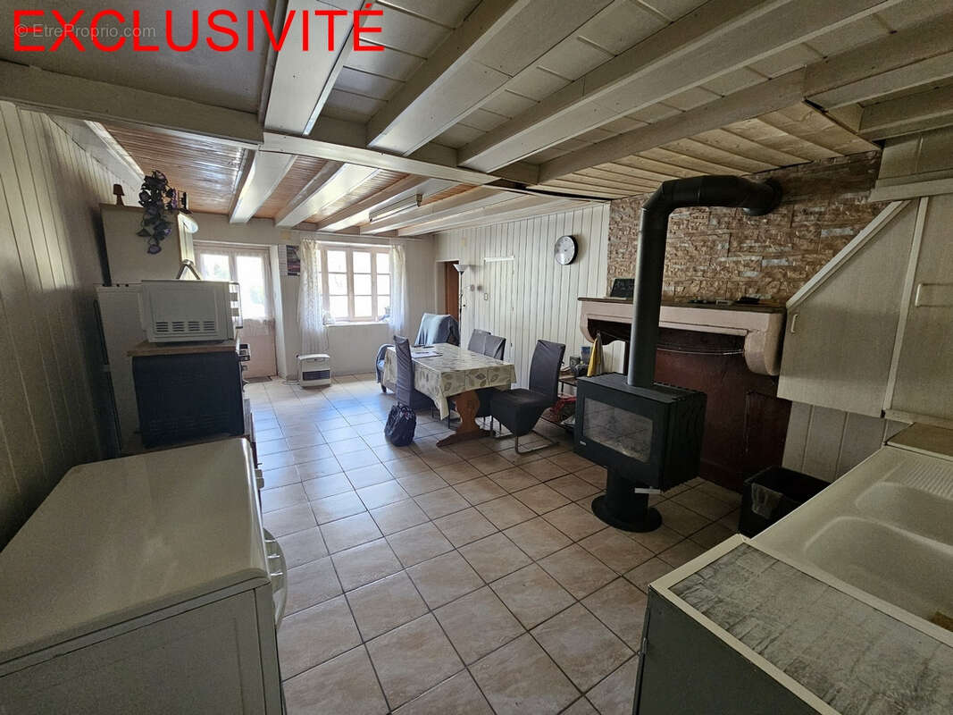 Maison à SAINT-LUPICIN