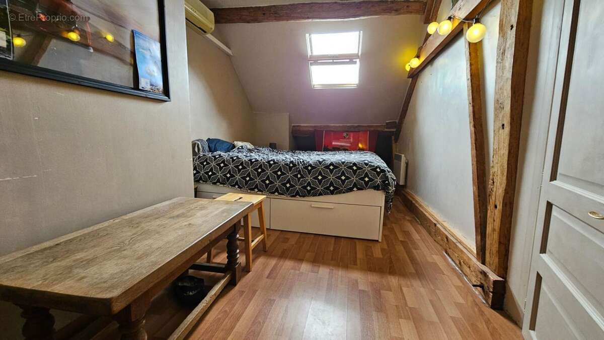 Appartement à HOUDAN