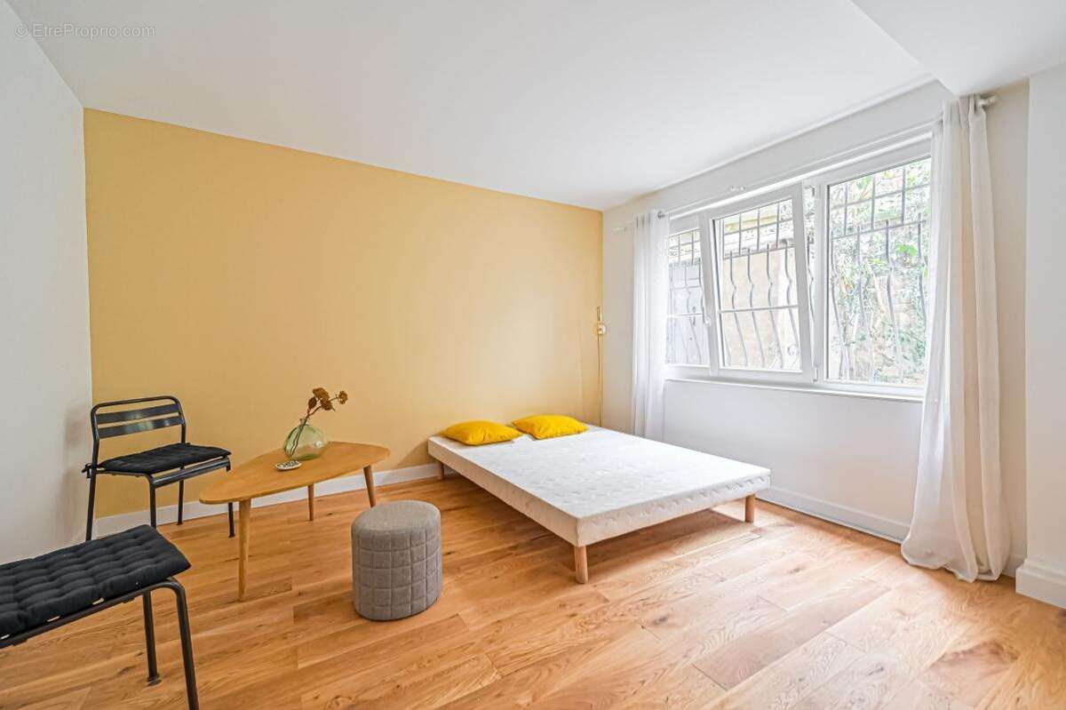 Appartement à PARIS-12E