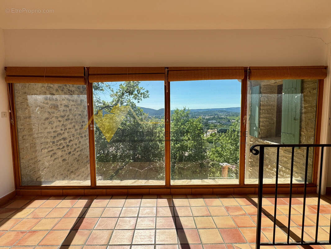 À vendre   Villa de caractère avec vue dominante, piscine et 4 chambres - photo 21