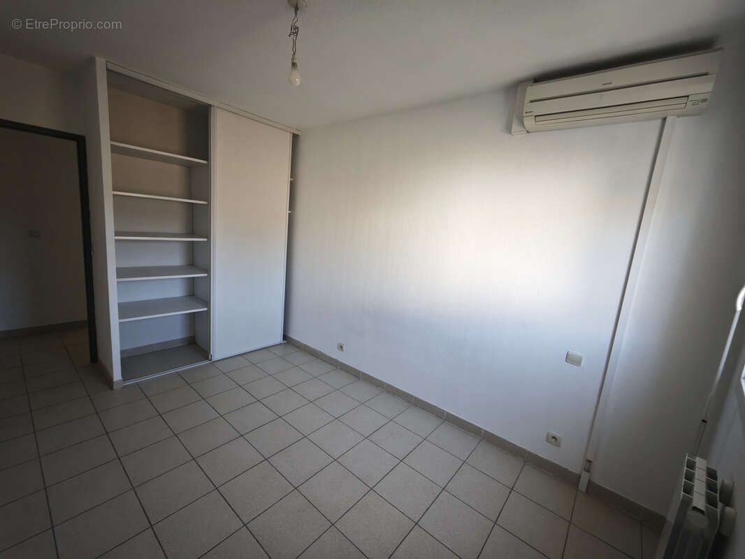 Appartement à MAUGUIO