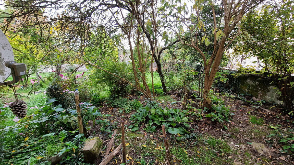 20251009_153611 - Maison à SAINT-SAUD-LACOUSSIERE