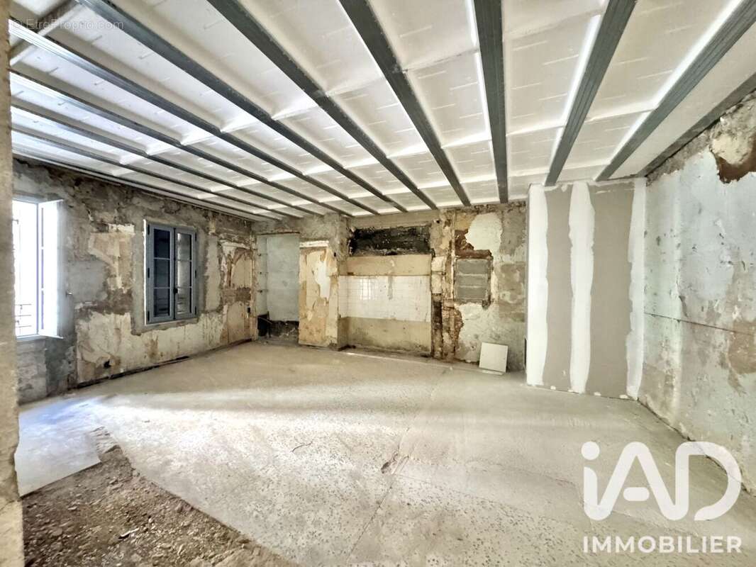 Appartement 63 m² à Saint-Gilles  - photo 4