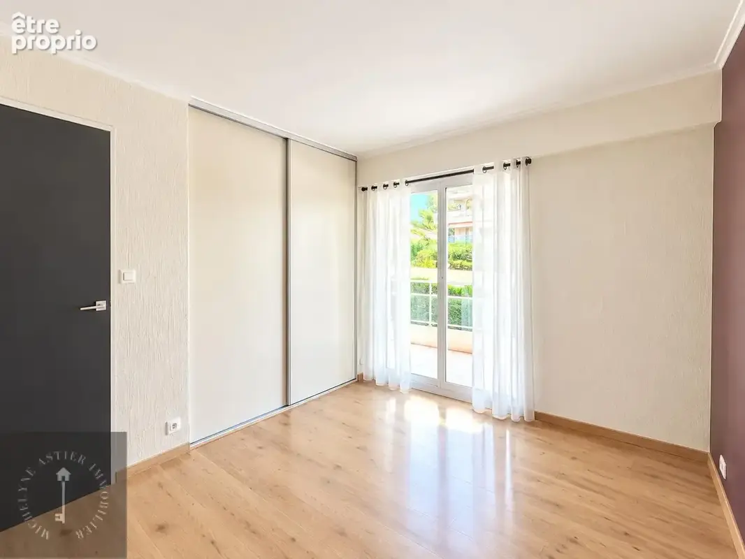 4 Pièces - Jacquons - Vue dégagée - photo 7